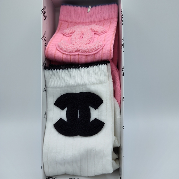 CC Logo Fashion Socks Pink White One Size Boxed Set NWT NIB - Picture 3 of 3